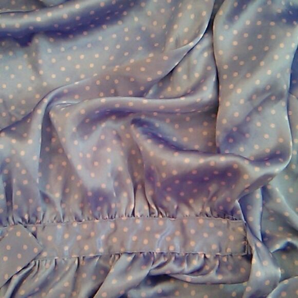 Morgan Taylor Satin Robe - Picture 11 of 11